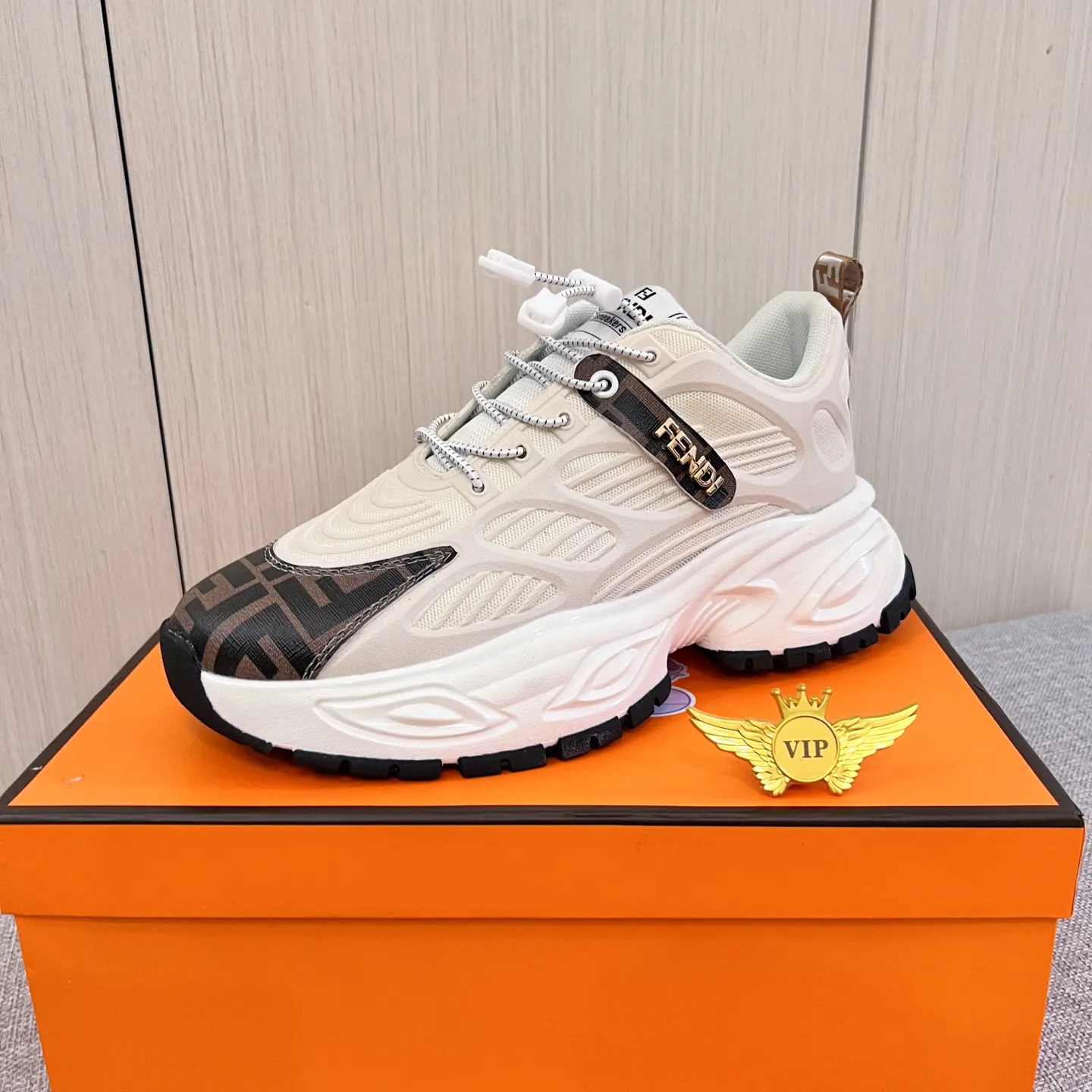 Men's shoes💰 460💰[LV]🔥Louis Vuitton, high-end men's shoes brand, official website 1:1 latest masterpiece: the upper is made of Italian imported first-layer cowhide with a comfortable and breathable lining➕original non-slip and wear-resistant outsole🔥, making walking more convenient and comfortable! An exclusive new model, a stunning work, a beautiful 1:1 replica [color] compared to the official quality! Create a fashionable personality to set off your uniqueness! A must-have for trendy men! Classic 🔥 Size: 38-44 Color: 🔥 2 colors available 🔥.